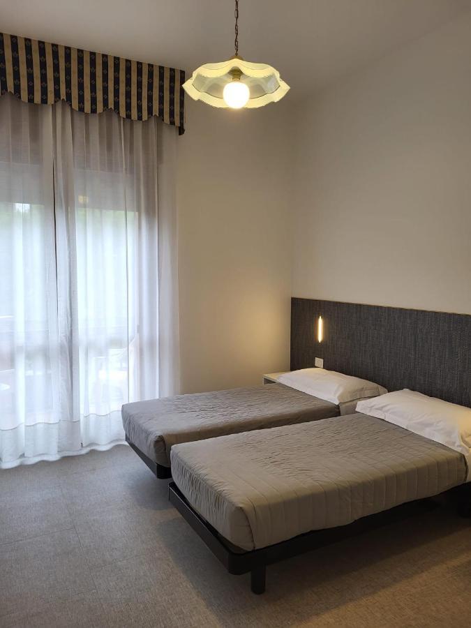 Hotel Piccadilly Lido di Jesolo Exterior photo