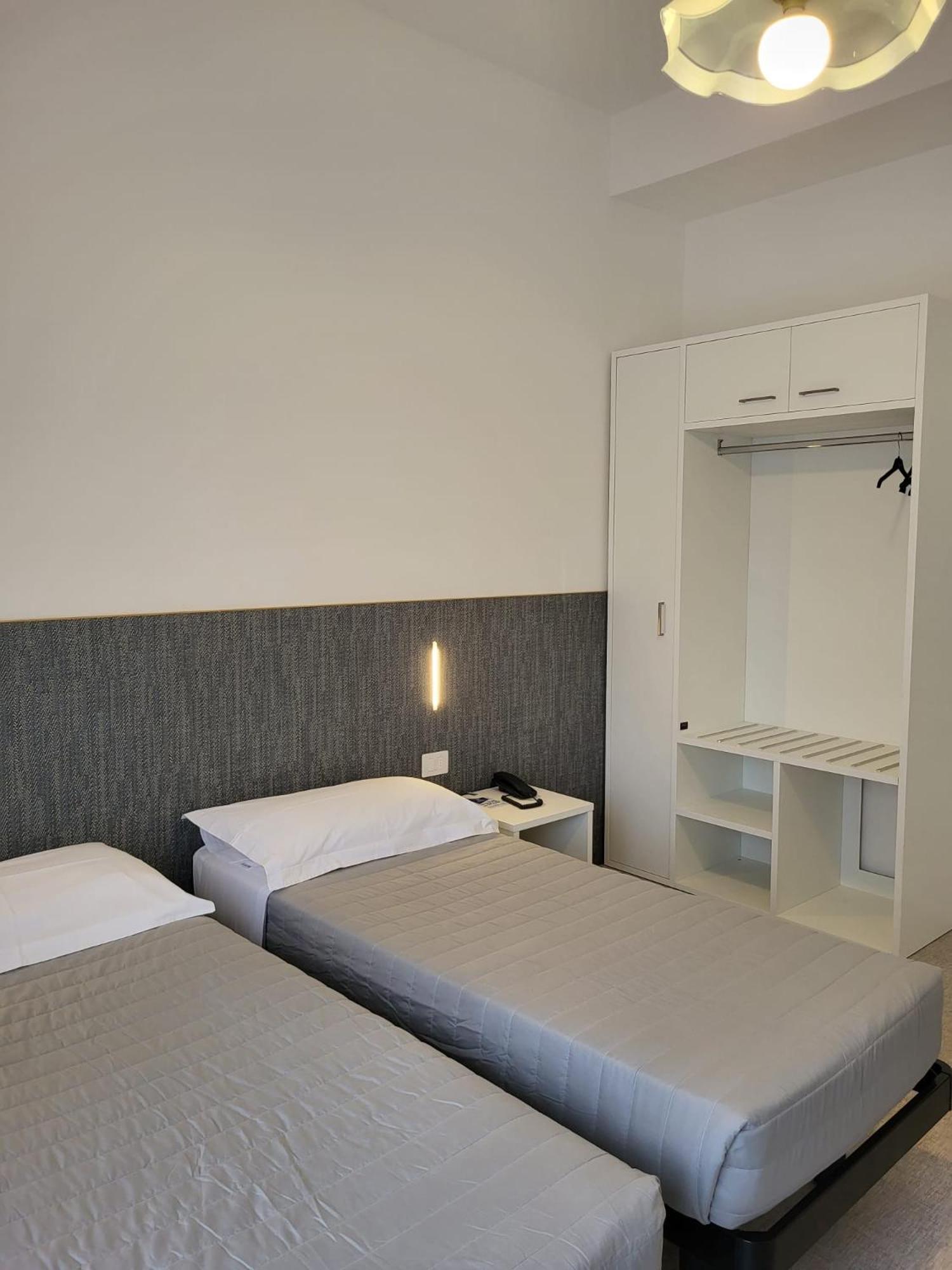 Hotel Piccadilly Lido di Jesolo Exterior photo